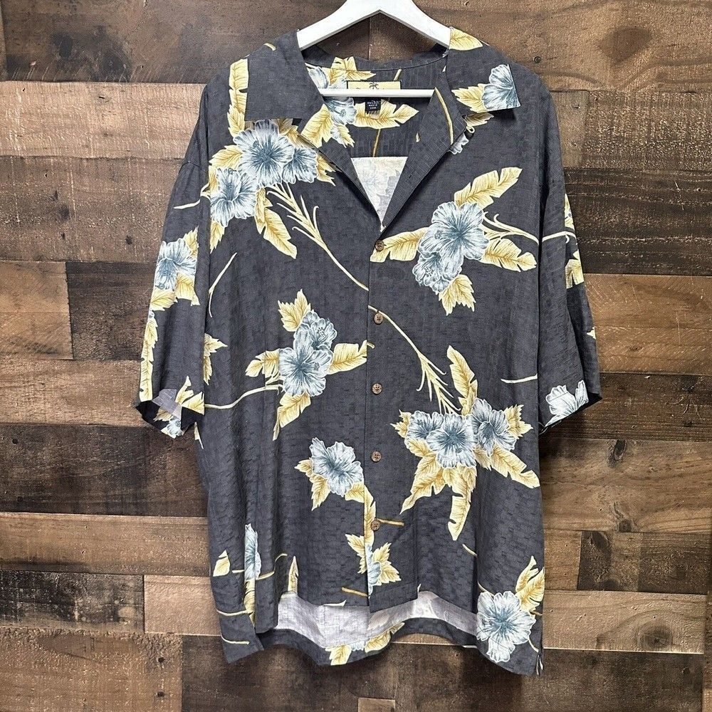 Tommy Bahama Hawaiian Shirt Mens XL Gray Short Sleeve 100% Silk Floral Print